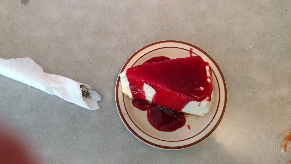 Family Table Restaurant | restaurant | 829 S Grand Ave, Spencer, IA 51301, USA | 7122624464 OR +1 712-262-4464