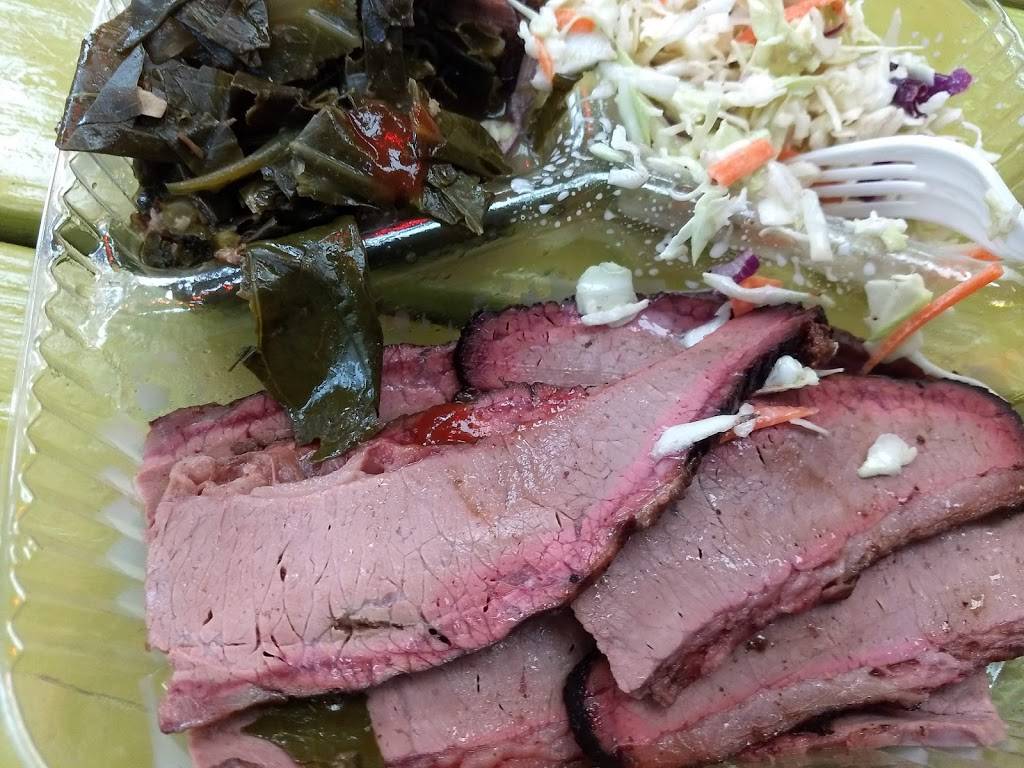 Road Runner BBQ | restaurant | 5205 SE Foster Rd, Portland, OR 97206, USA | 5036789012 OR +1 503-678-9012