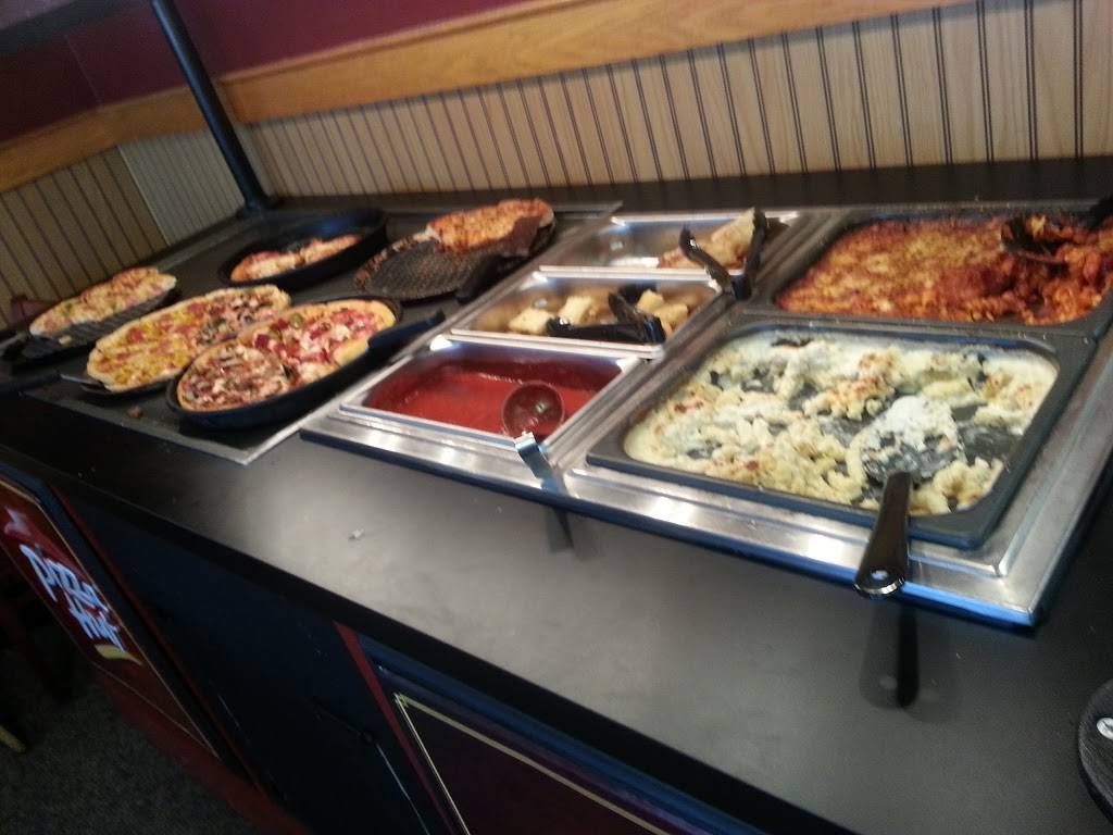 Pizza Hut | restaurant | 34210 Center Ridge Rd, North Ridgeville, OH 44039, USA | 4403272288 OR +1 440-327-2288