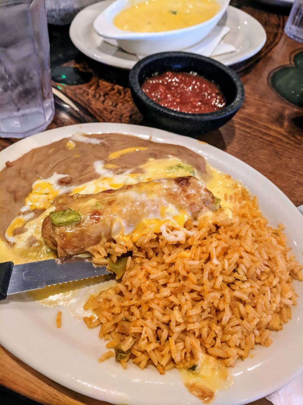 Mi Pueblo | restaurant | 980 TX-327, Silsbee, TX 77656, USA | 4093855288 OR +1 409-385-5288