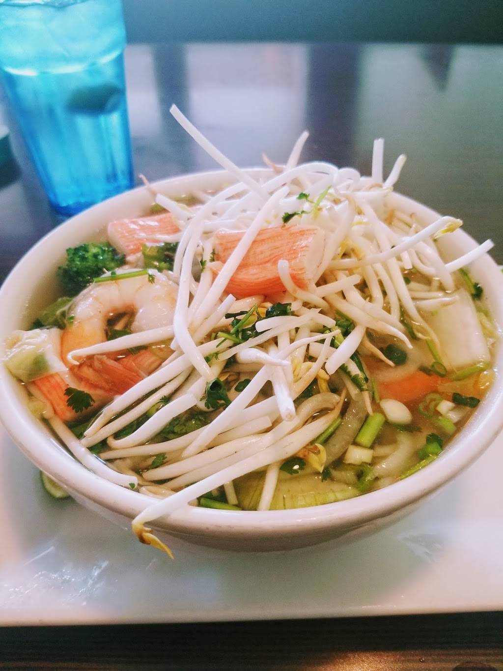 Sprouts Springroll & Pho | restaurant | 780 E Road To Six Flags Suite 2, Arlington, TX 76011, USA | 8178607655 OR +1 817-860-7655