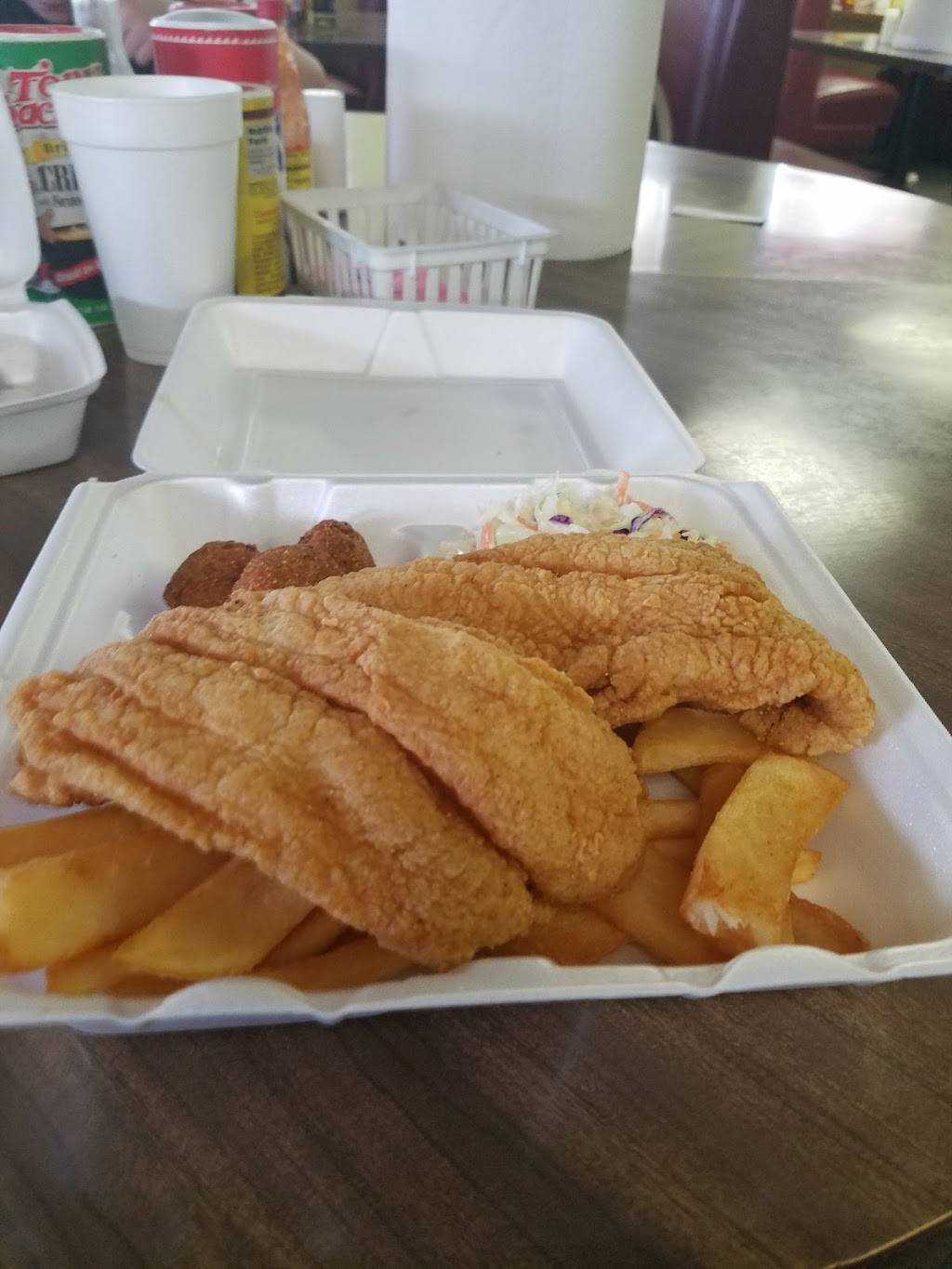 Haysville Fish Co | restaurant | 7301 S Broadway, Haysville, KS 67060, USA | 3162603400 OR +1 316-260-3400
