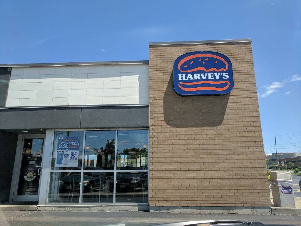Harveys | restaurant | 223 Woodlawn Rd W, Guelph, ON N1H 8P4, Canada | 5198370416 OR +1 519-837-0416