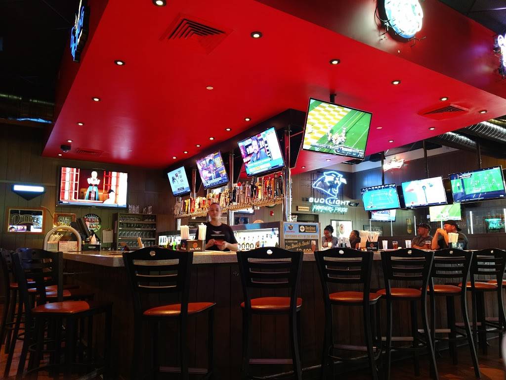 Taco Mac | restaurant | 517 University Center Blvd, Charlotte, NC 28262, USA | 7047177083 OR +1 704-717-7083