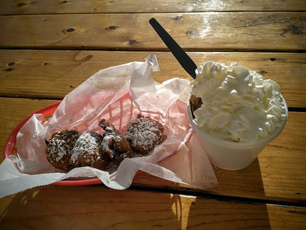 Grampys | restaurant | 72 Trooper Leslie G. Lord Hwy, Colebrook, NH 03576, USA | 6033315930 OR +1 603-331-5930