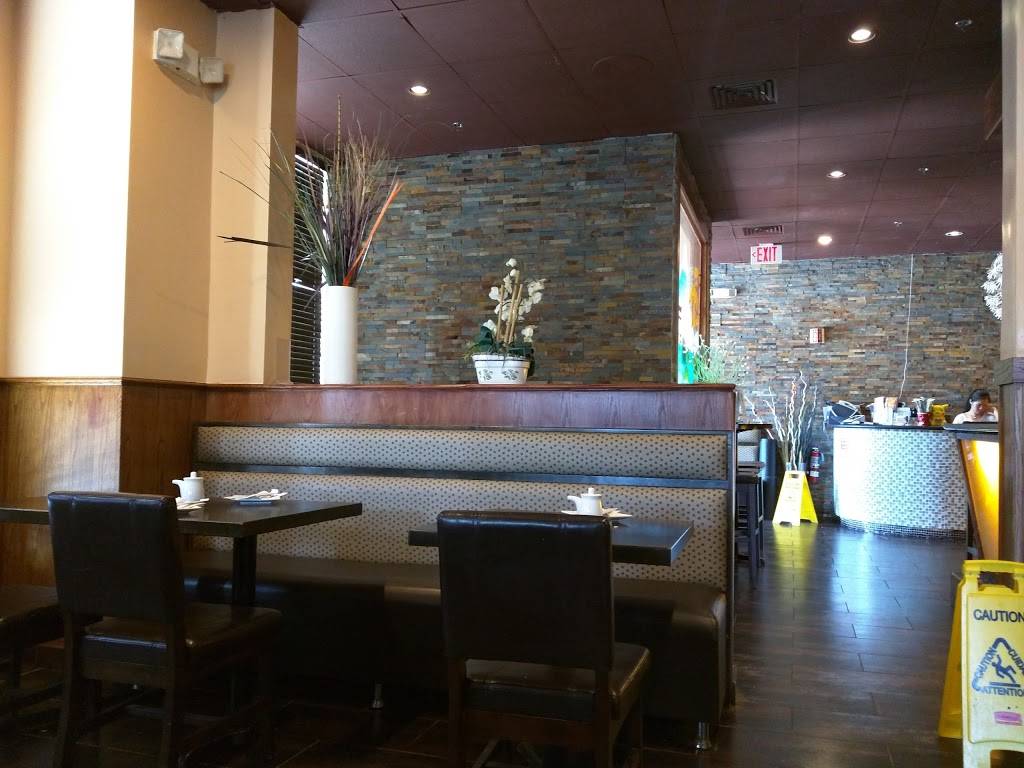 Tokyo Asian Fusion Sushi Hibachi Steakhouse & Bar | restaurant | 415 Cooley St, Springfield, MA 01128, USA | 4137823333 OR +1 413-782-3333