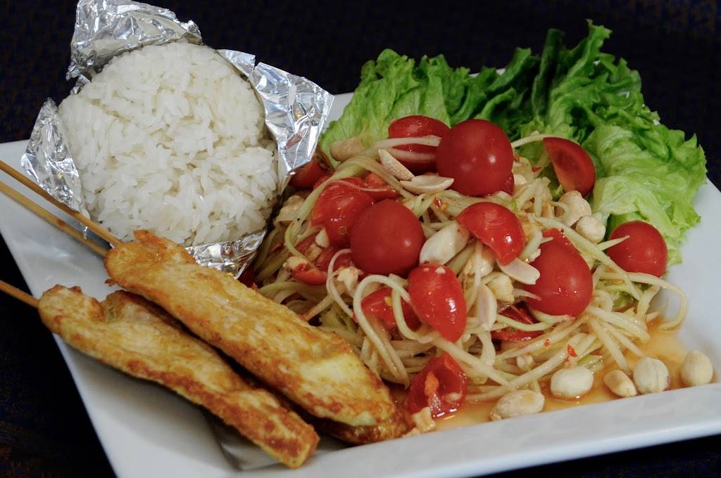 Nuans Thai Kitchen | restaurant | 2350 E Fort Union Blvd, Cottonwood Heights, UT 84121, USA | 8017332622 OR +1 801-733-2622