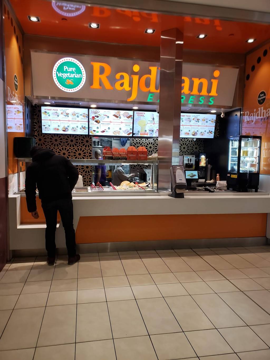 Rajdhani Express | restaurant | 25 Peel Centre Dr, Brampton, ON L6T 3R5, Canada | 9052165900 OR +1 905-216-5900