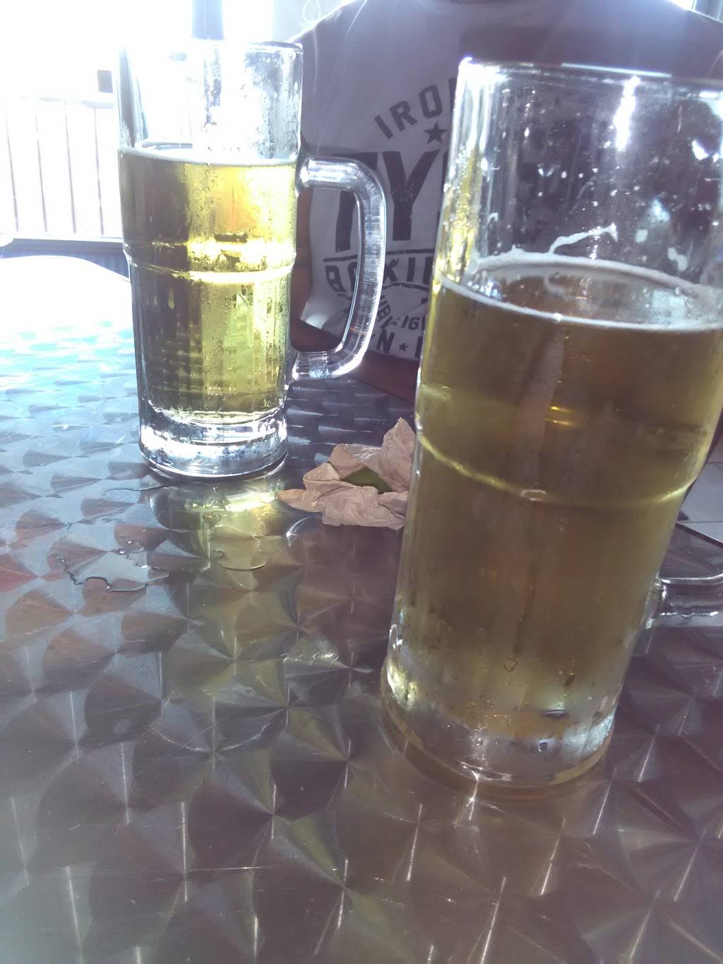 Los Buhos | restaurant | 9428 Parkfield Dr, Austin, TX 78758, USA | 5128140078 OR +1 512-814-0078