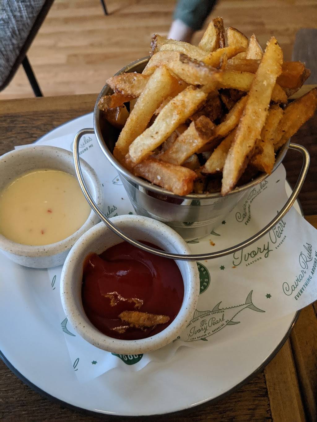 Ivory Pearl | restaurant | 1704 Beacon St, Brookline, MA 02445, USA | 6174875297 OR +1 617-487-5297