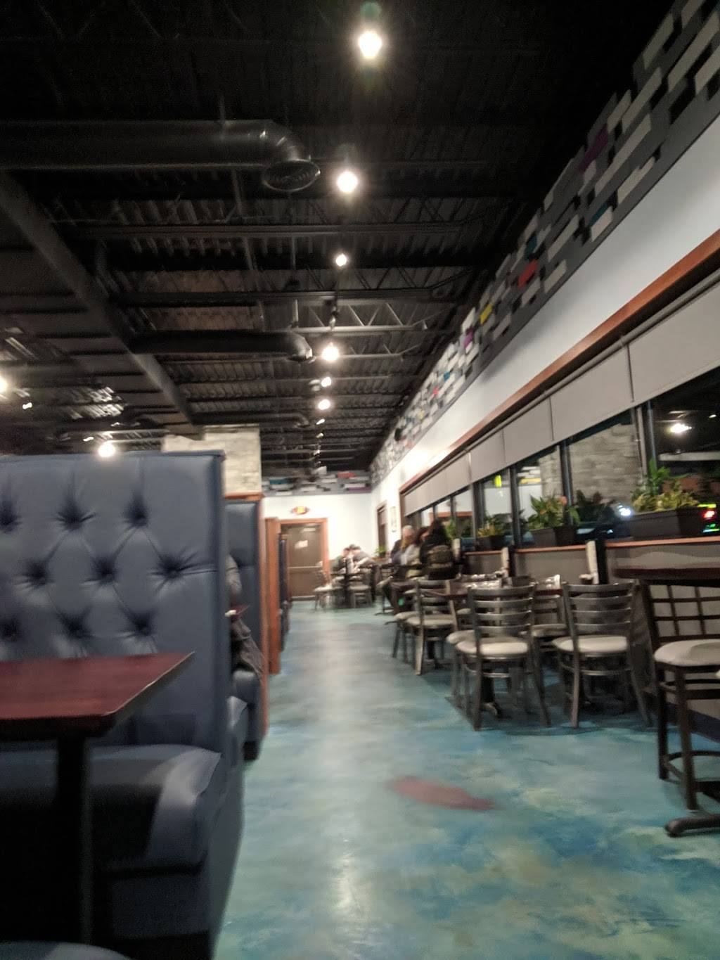 Krave Craft Kitchen + Cocktails | restaurant | 1920 Leesburg Grove City Rd, Mercer, PA 16137, USA | 7247486161 OR +1 724-748-6161