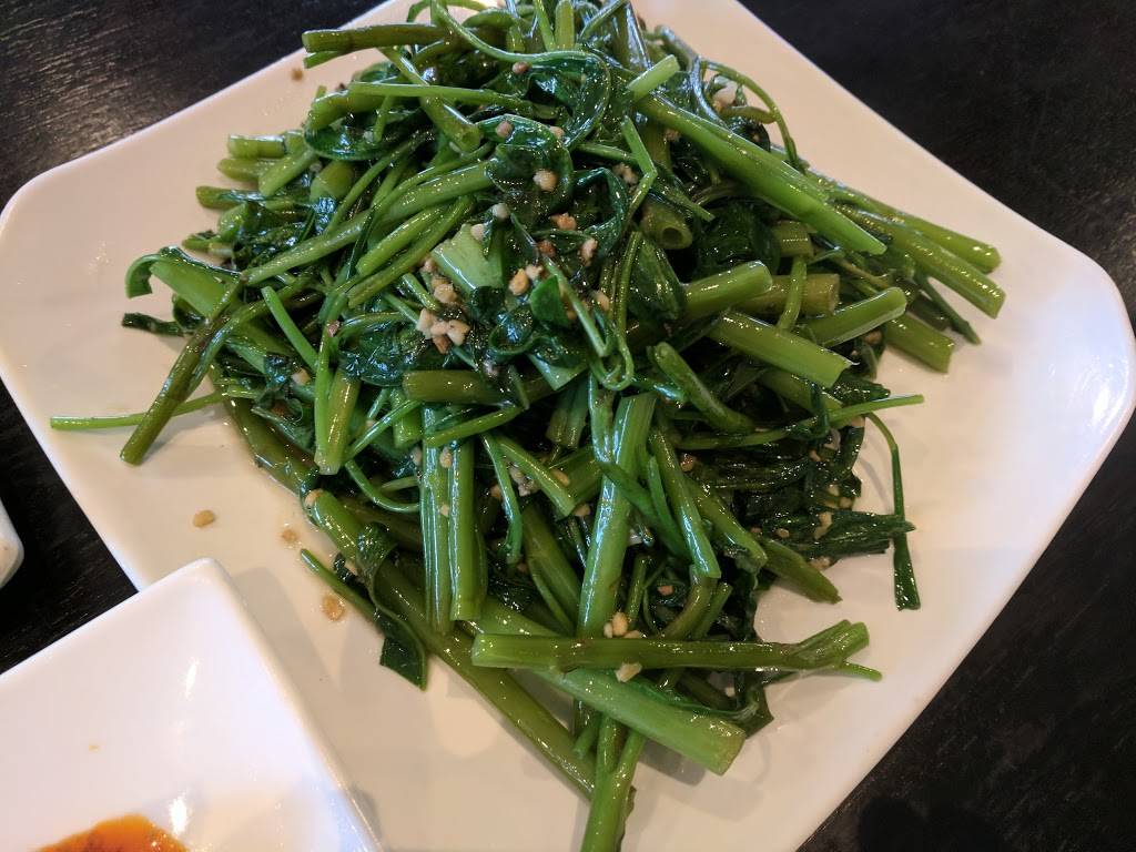 Red | restaurant | 1402 N Walnut St, Bloomington, IN 47404, USA | 8126503807 OR +1 812-650-3807