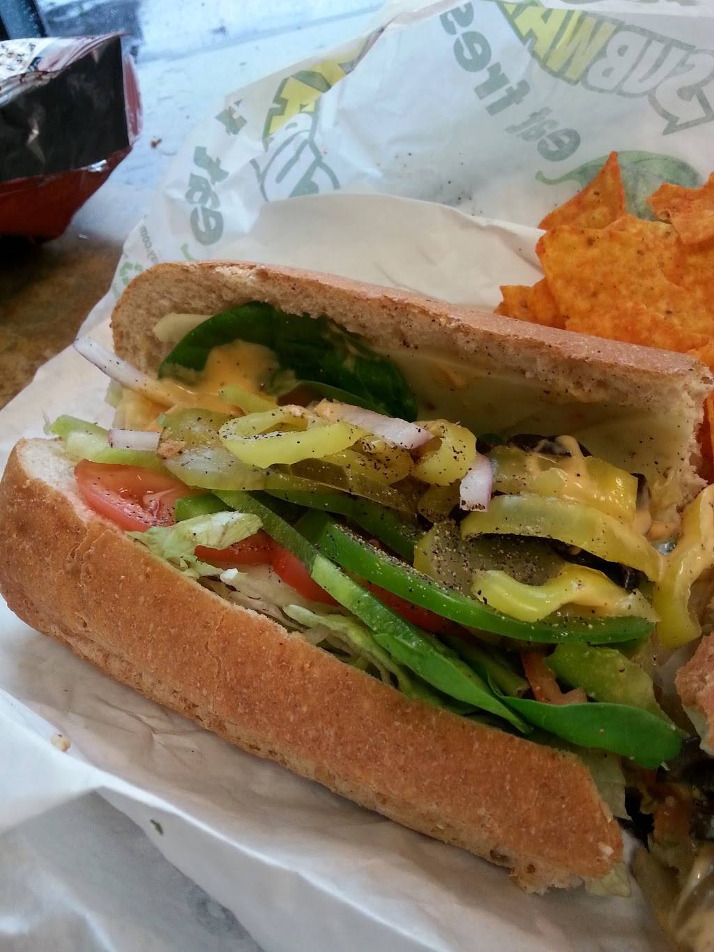 Subway Restaurants | restaurant | 550B, Gene Friend Way, San Francisco, CA 94158, USA | 4158650423 OR +1 415-865-0423