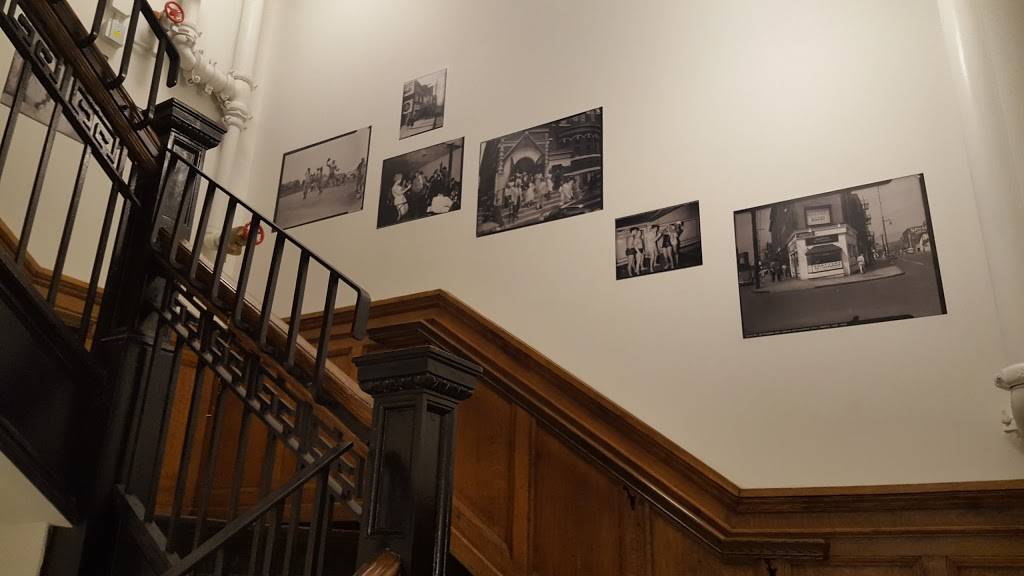 Whitfield | restaurant | 120 S Whitfield St, Pittsburgh, PA 15206, USA | 4126263090 OR +1 412-626-3090