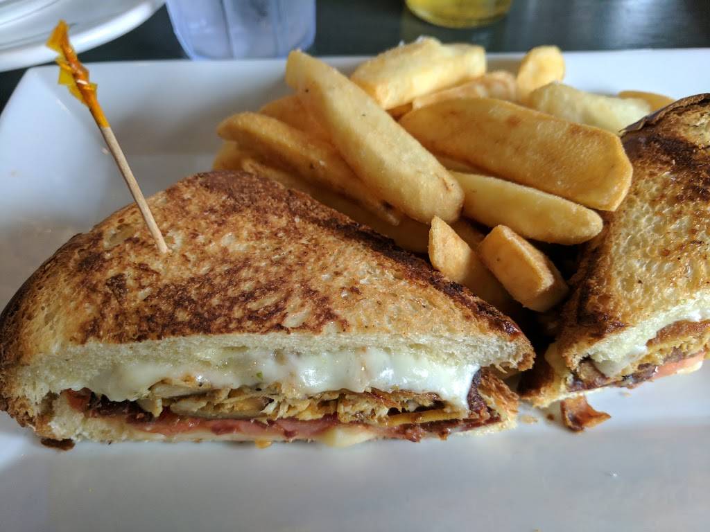 City Streets | restaurant | 411 Waverley Oaks Rd, Waltham, MA 02452, USA | 7816472489 OR +1 781-647-2489