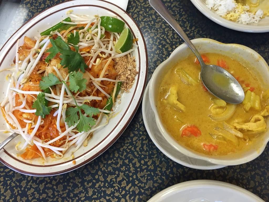 Luck Thai PJ Cuisine | restaurant | 1924 W Olympic Blvd, Los Angeles, CA 90006, USA | 2133860050 OR +1 213-386-0050