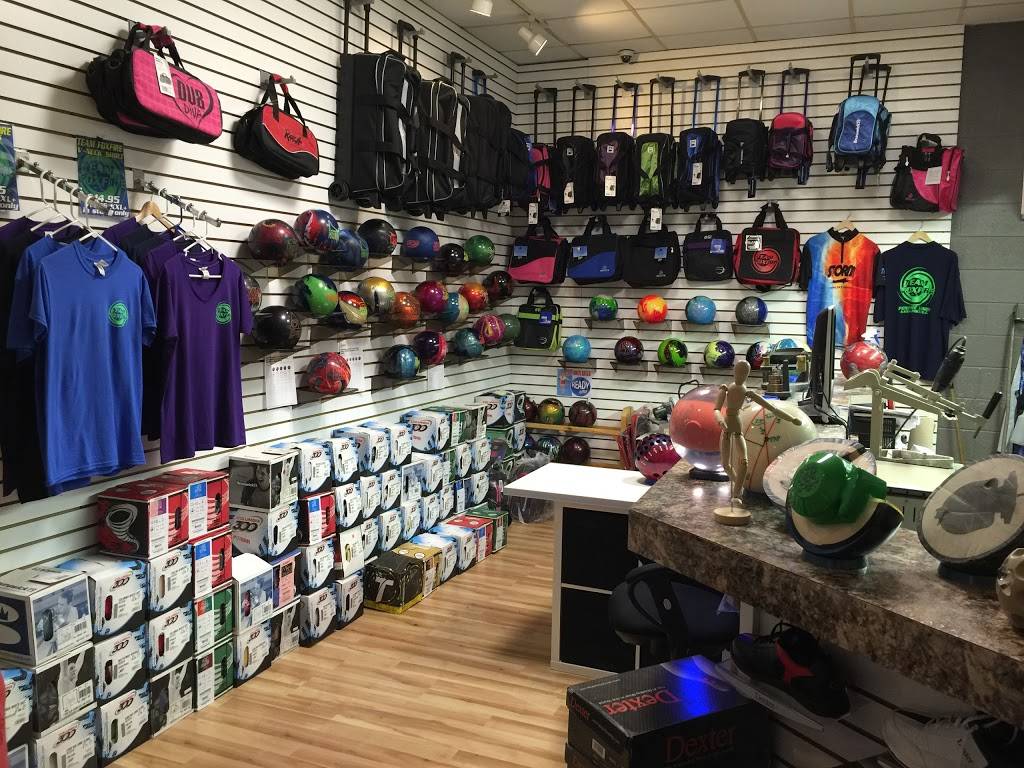 Foxfire Lanes | meal takeaway | 225 Security St, Kannapolis, NC 28083, USA | 7049320146 OR +1 704-932-0146