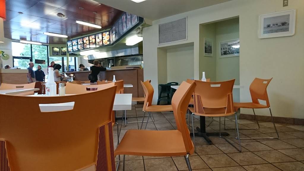 Restaurant LExpress | restaurant | 85 Boulevard Sainte-Rose, Laval, QC H7L 3J7, Canada | 4506253734 OR +1 450-625-3734