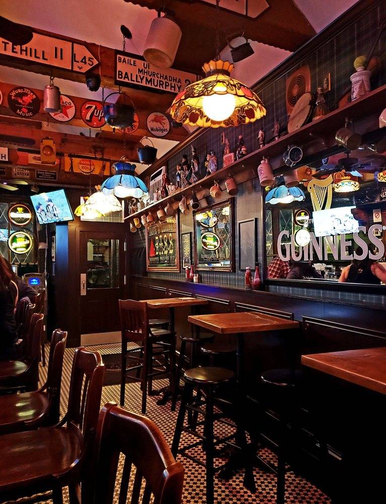 The Penny Pub | restaurant | 79 W Main St, Bay Shore, NY 11706, USA | 6319694061 OR +1 631-969-4061