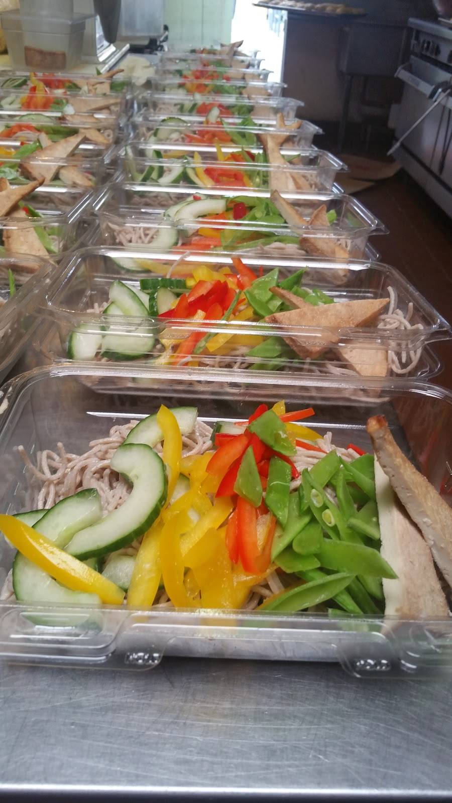 Back on Broadway | restaurant | 2024 Broadway, Santa Monica, CA 90404, USA | 3104538919 OR +1 310-453-8919