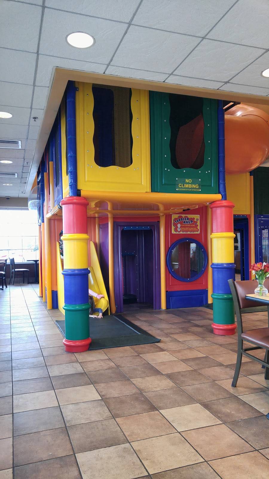 McDonalds | cafe | 225 E Ogden Ave, Downers Grove, IL 60515, USA | 6309696310 OR +1 630-969-6310