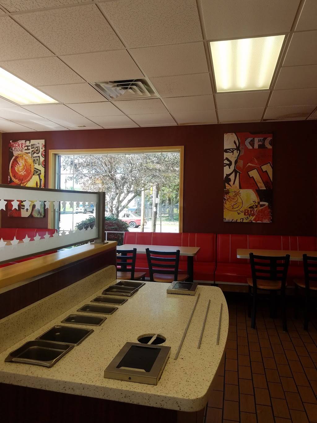 KFC | restaurant | 2470 N Doctor M.L.K. Jr Dr, Milwaukee, WI 53212, USA | 4145625061 OR +1 414-562-5061