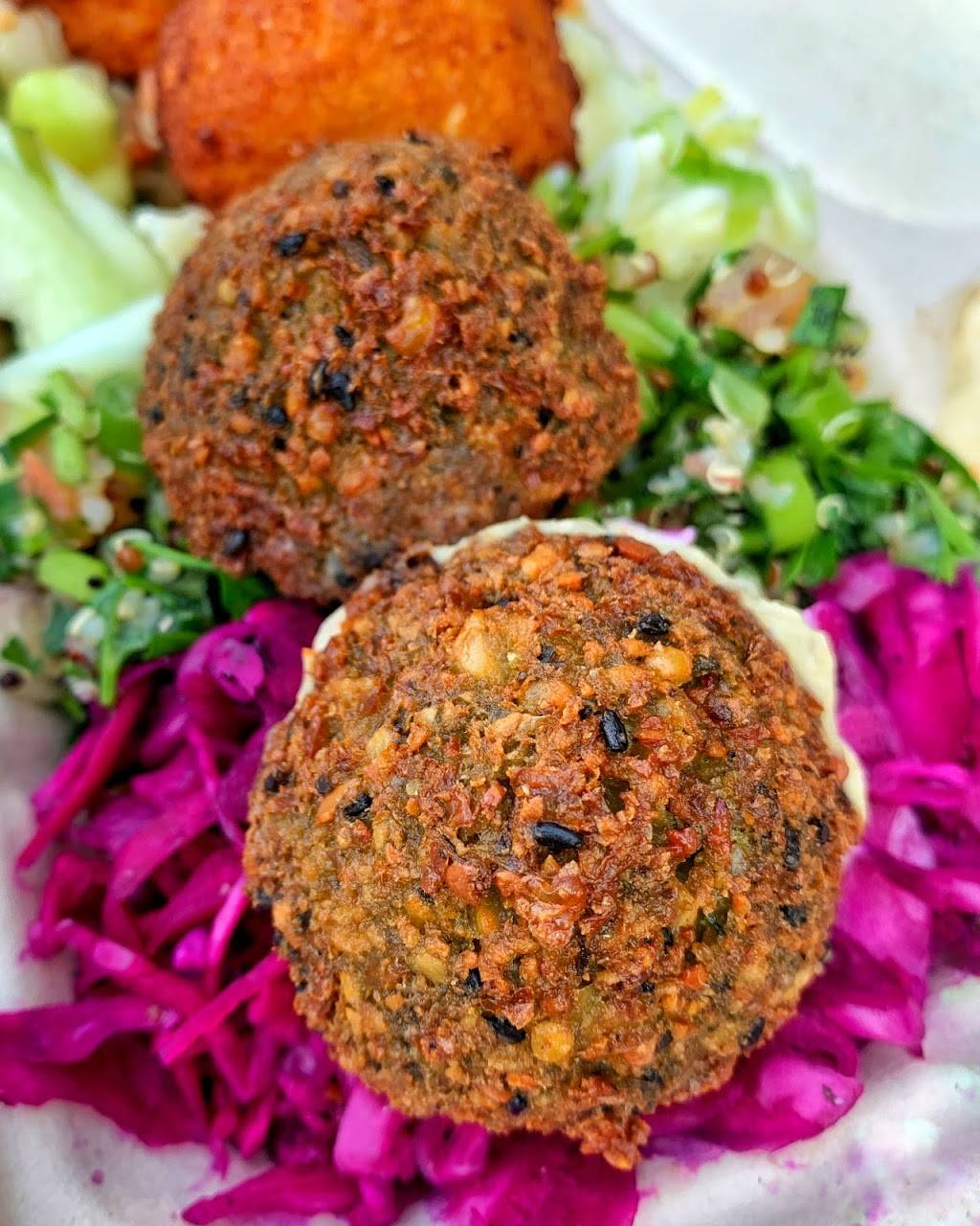 Beleaf Cafe | restaurant | 10250 Santa Monica Blvd Unit FC20, Los Angeles, CA 90067, USA | 4242743552 OR +1 424-274-3552