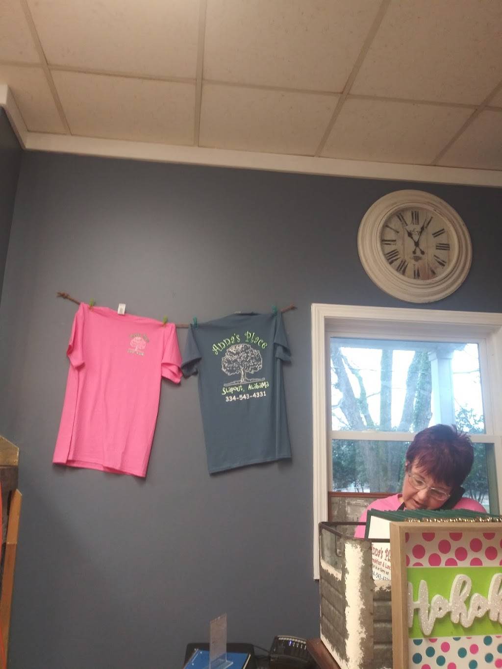 Annas Place | restaurant | 10380 Holtville Rd, Deatsville, AL 36022, USA | 3345434331 OR +1 334-543-4331