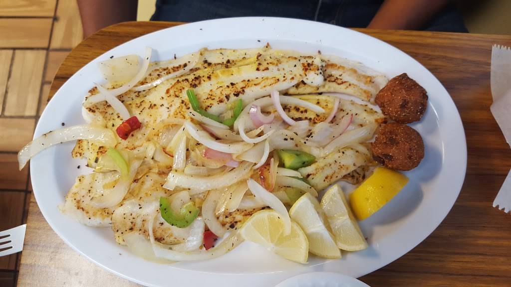 Sams Southern Eatery | restaurant | 1824 W Waco Dr, Waco, TX 76701, USA | 2547549926 OR +1 254-754-9926