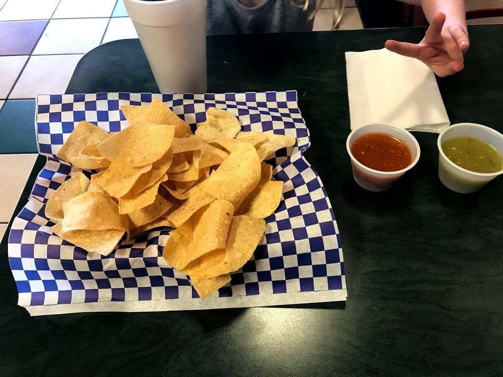 Marias Mexican Restaurant | restaurant | 7650 I-35E #112, Corinth, TX 76210, USA | 9402690411 OR +1 940-269-0411