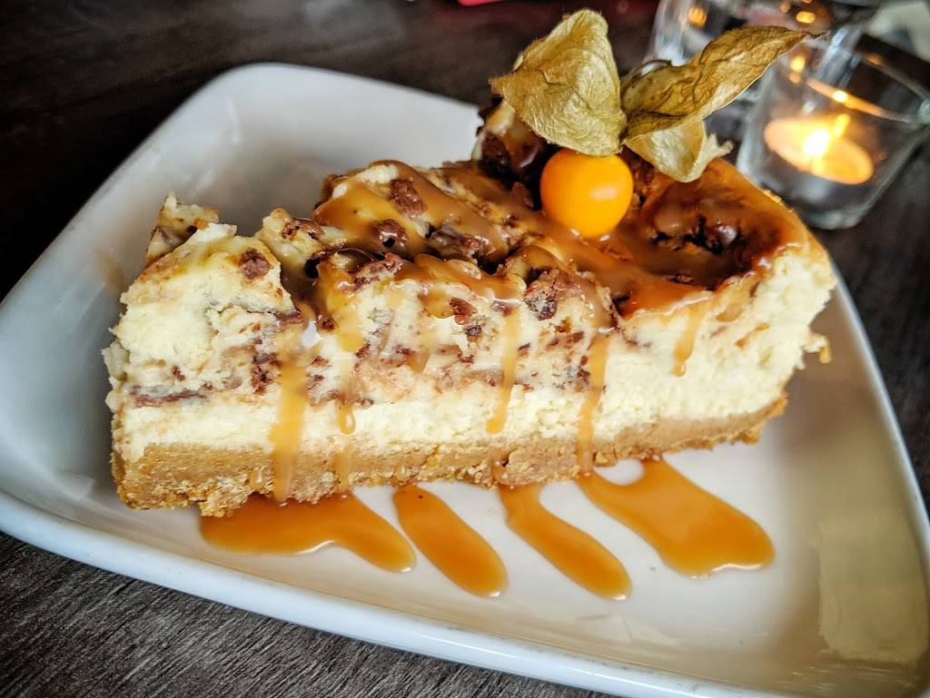 Table 21 Kitchen & Wine Bar | restaurant | 2956 Bloor St W, Etobicoke, ON M8X 1B7, Canada | 4162362867 OR +1 416-236-2867