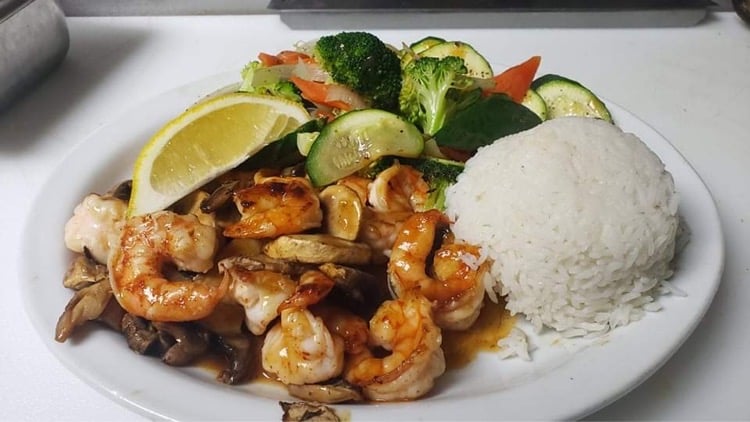 Los Sombreros Grill Restaurant | restaurant | 111 4th St, Baraboo, WI 53913, USA | 6084482858 OR +1 608-448-2858