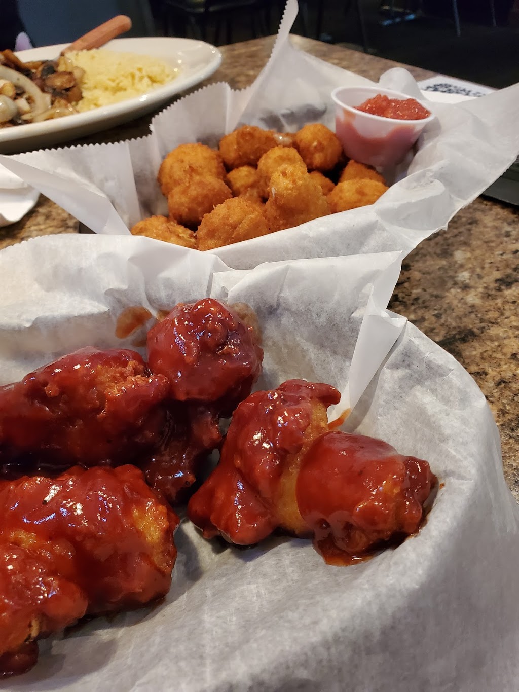 Fairways Bar & Grill | restaurant | 8256 Central Ave # B, Toledo, OH 43617, USA | 4195174653 OR +1 419-517-4653