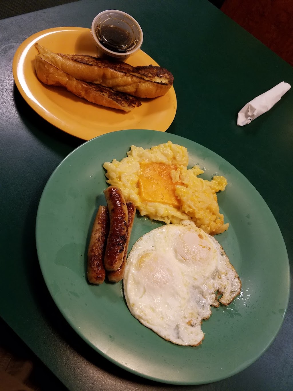 Mother Earths Cafe | restaurant | 512 Eglin Pkwy NE, Fort Walton Beach, FL 32547, USA | 8508633092 OR +1 850-863-3092