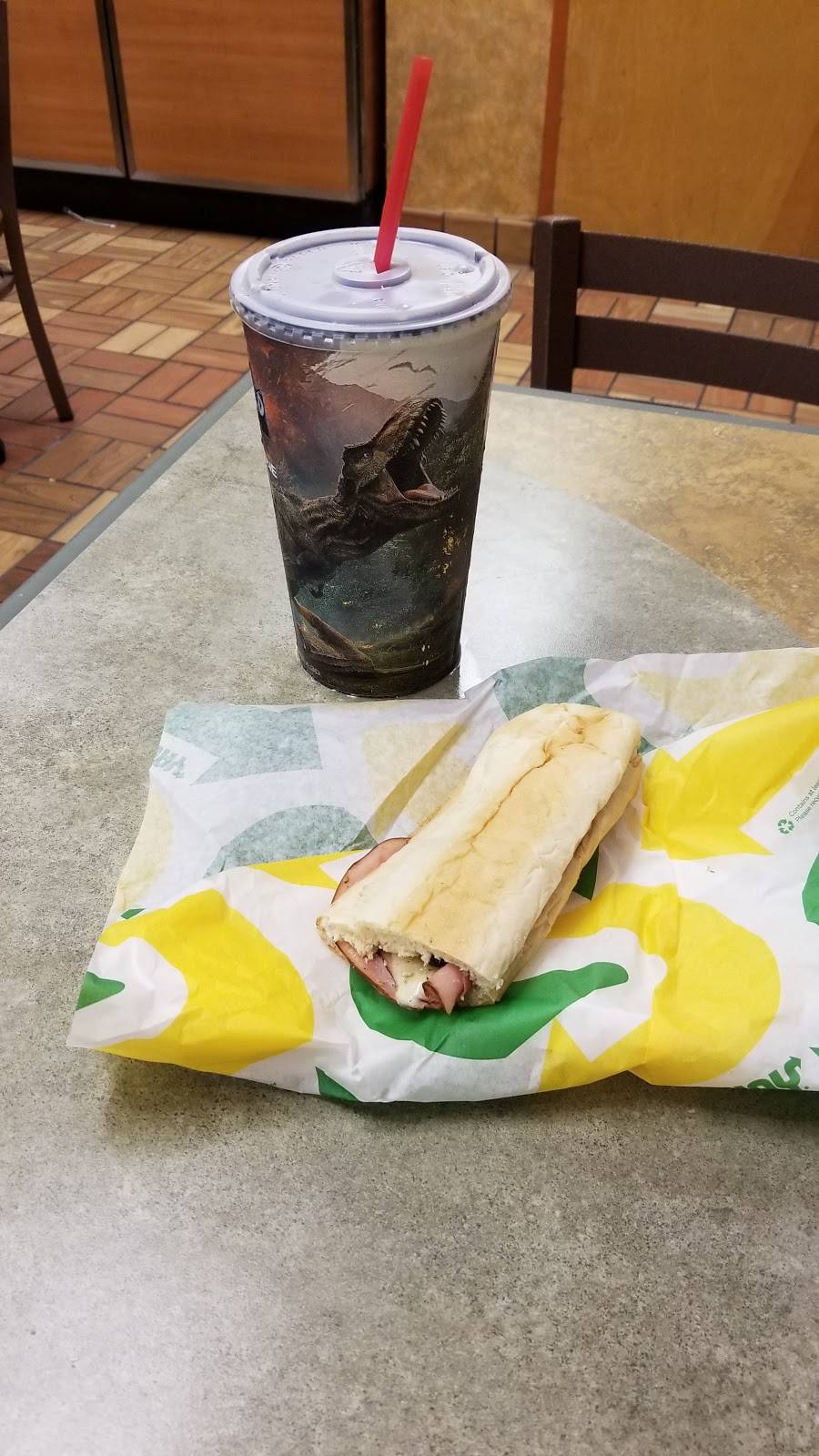Subway Restaurants | restaurant | 3 N 29th St, Temple, TX 76504, USA | 2547421040 OR +1 254-742-1040