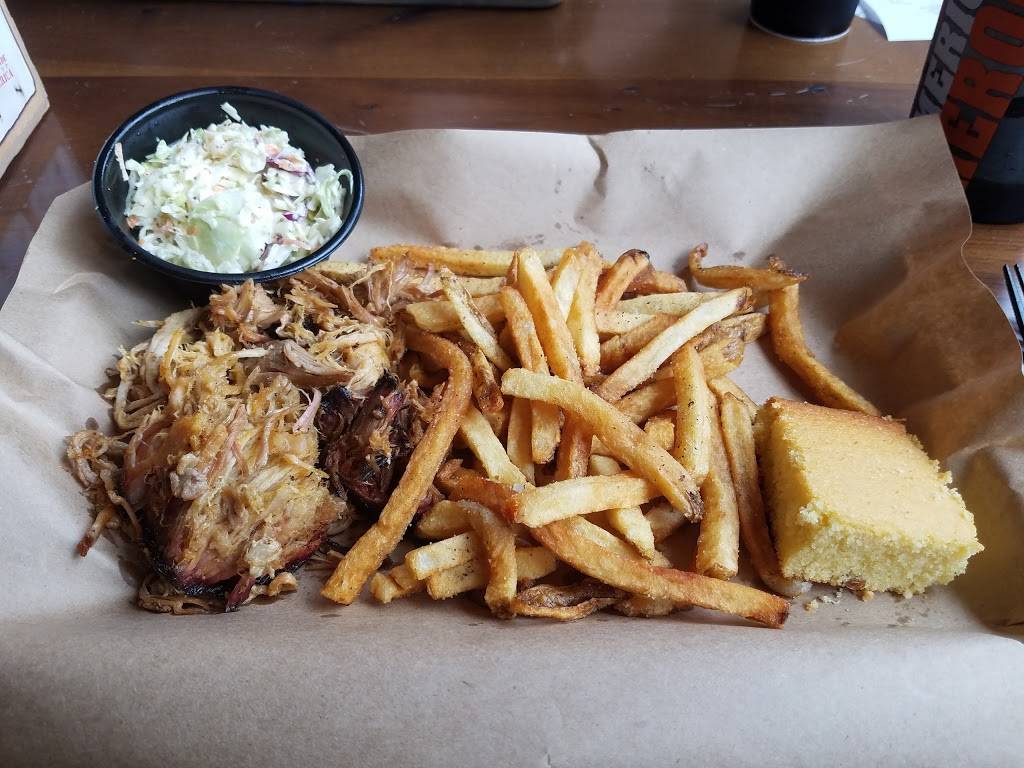 MISSION BBQ | restaurant | 5602 W Waters Ave, Tampa, FL 33634, USA | 8139990922 OR +1 813-999-0922