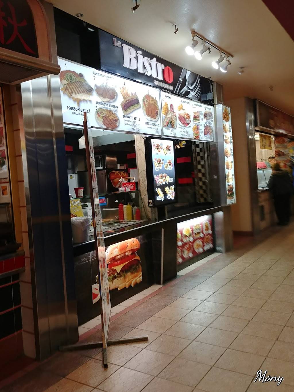 Restaurant Bistro | restaurant | 6700 Chemin de la Côte-des-Neiges, Montréal, QC H3S 2B2, Canada | 5145649797 OR +1 514-564-9797