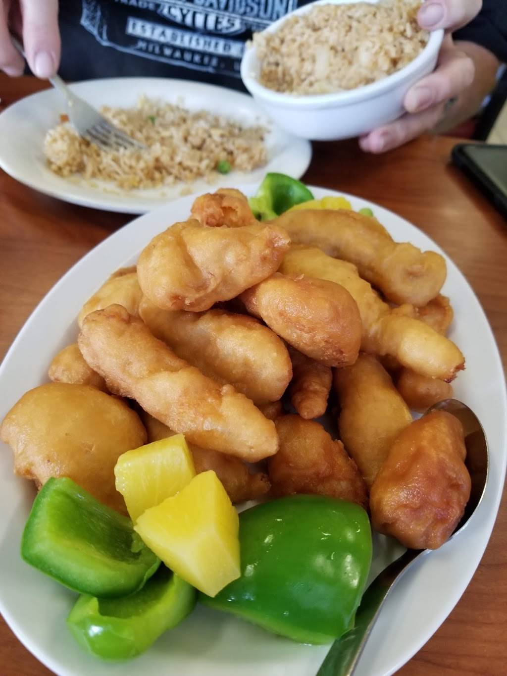 J.J. Chens Eatery | restaurant | 10722 W Oklahoma Ave, West Allis, WI 53227, USA | 4143298333 OR +1 414-329-8333