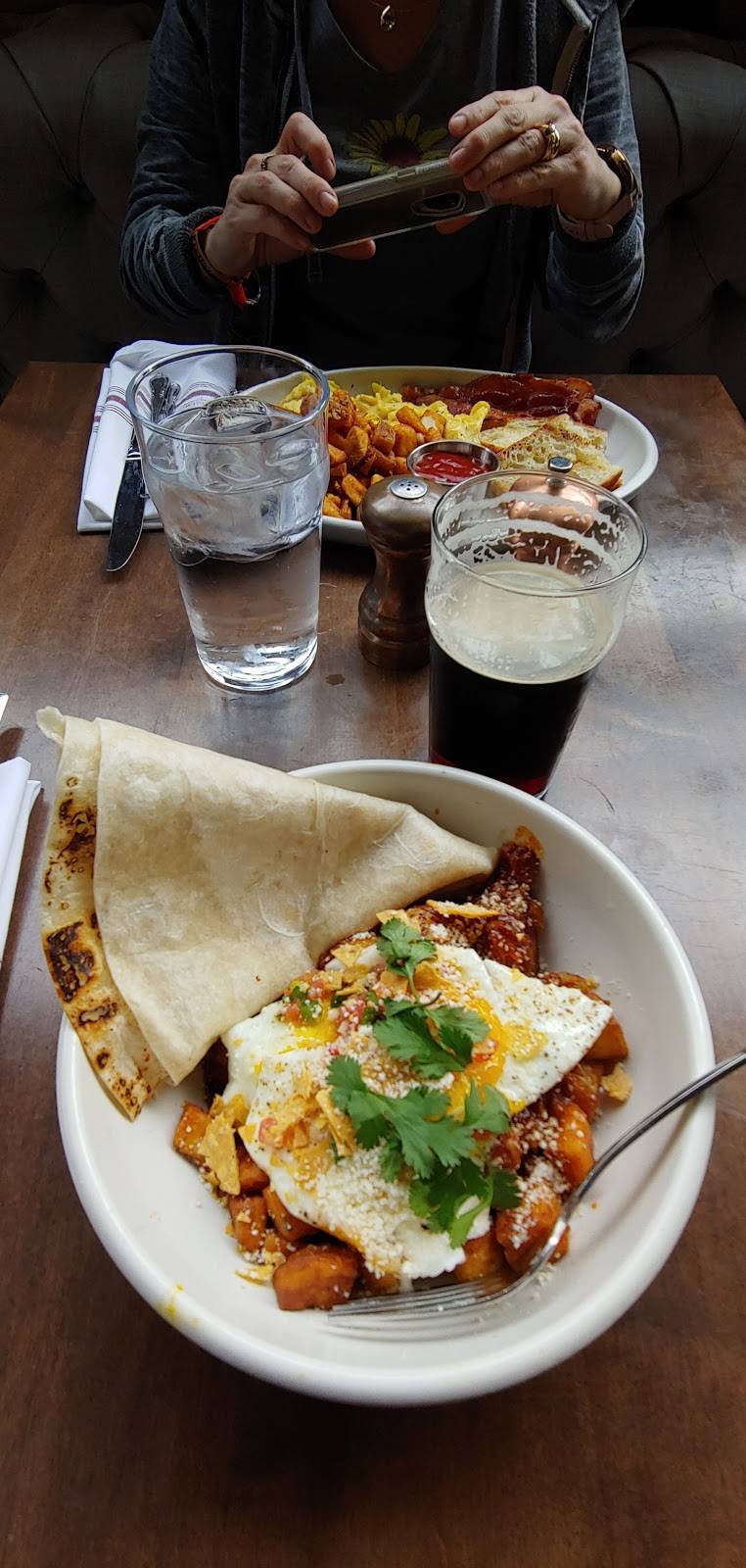 Culinary Dropout | restaurant | 149 S Farmer Ave, Tempe, AZ 85281, USA | 4802401601 OR +1 480-240-1601