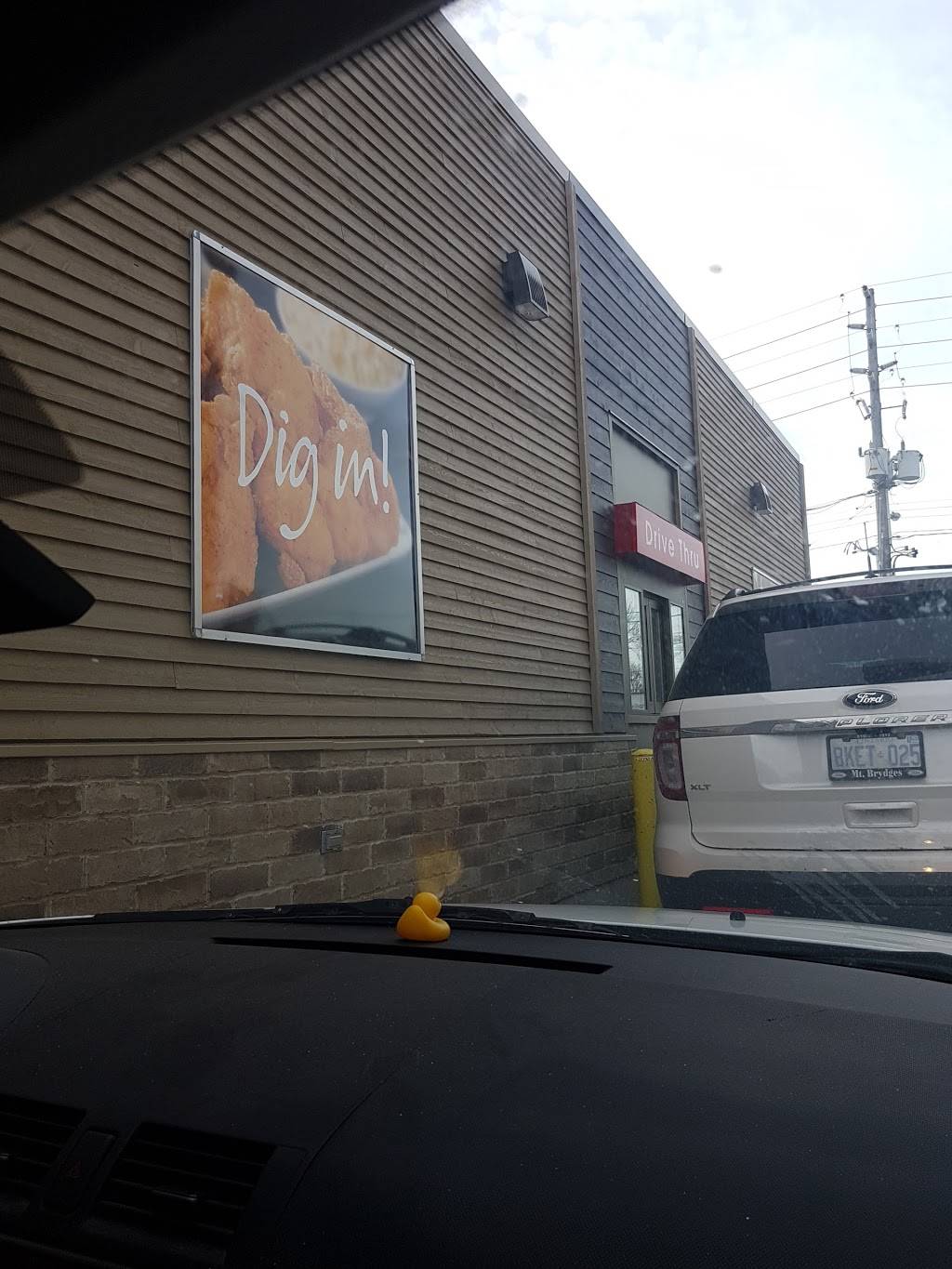 Mary Browns Chicken & Taters | restaurant | 1149 Confederation St, Sarnia, ON N7S 3Y5, Canada | 5194916400 OR +1 519-491-6400