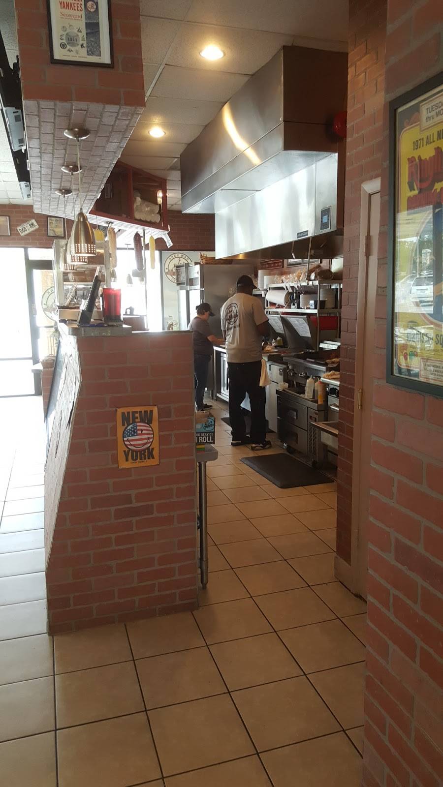 Mellies New York Deli & Eatery | restaurant | 4650 FL-64, Bradenton, FL 34208, USA | 9412812139 OR +1 941-281-2139