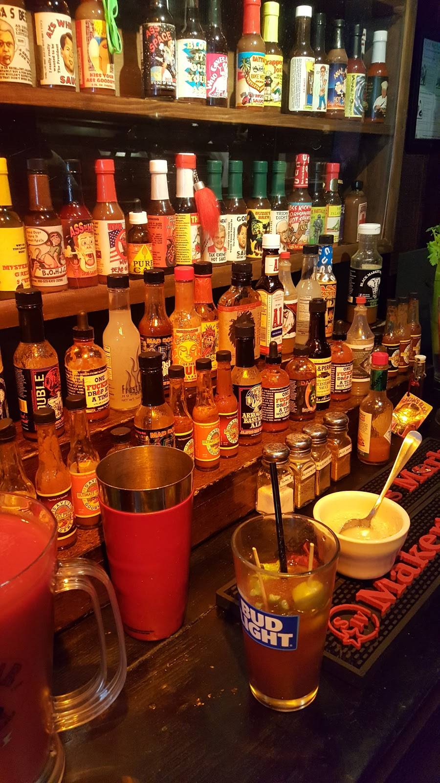 Black Bear Bar & Grill | restaurant | 205 Washington St, Hoboken, NJ 07030, USA | 2016565511 OR +1 201-656-5511