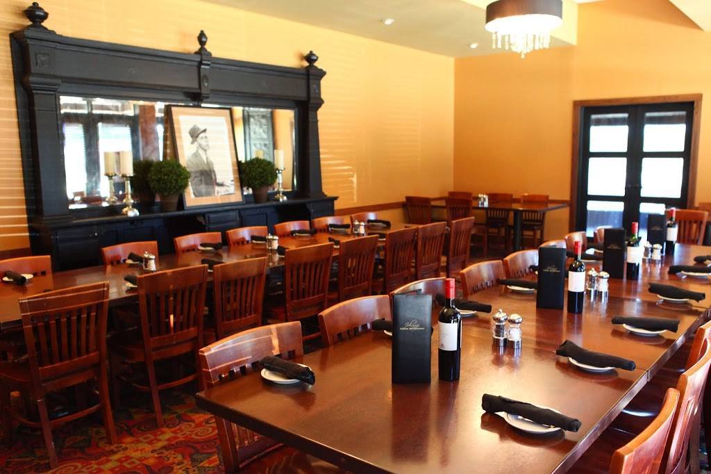 Johnnys Italian Steakhouse | restaurant | 6800 Fleur Dr, Des Moines, IA 50321, USA | 5152870847 OR +1 515-287-0847