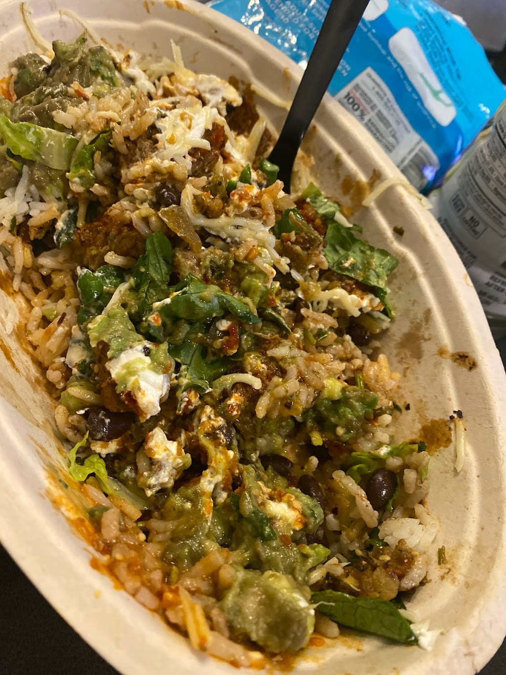 Chipotle | restaurant | 3324 N Gloster St, Tupelo, MS 38804, USA | 7692243027 OR +1 769-224-3027