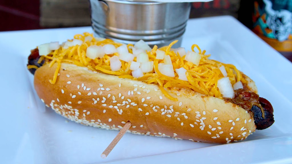 Cold Beers & Cheeseburgers | restaurant | 401 E Jefferson St, Phoenix, AZ 85004, USA | 6023548607 OR +1 602-354-8607