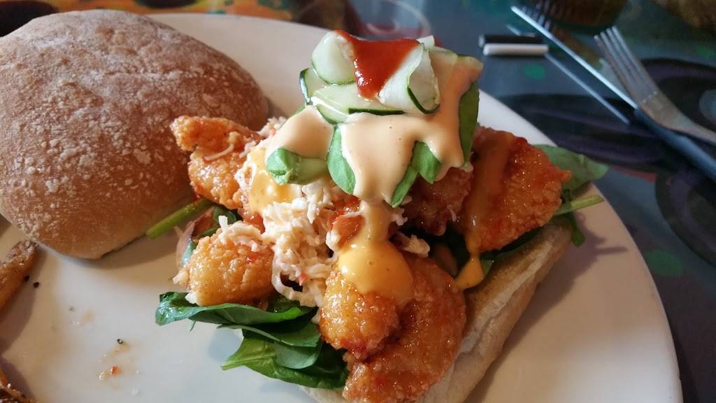 Crave | restaurant | 3201 E Judge Perez Dr, Meraux, LA 70075, USA | 5046763697 OR +1 504-676-3697