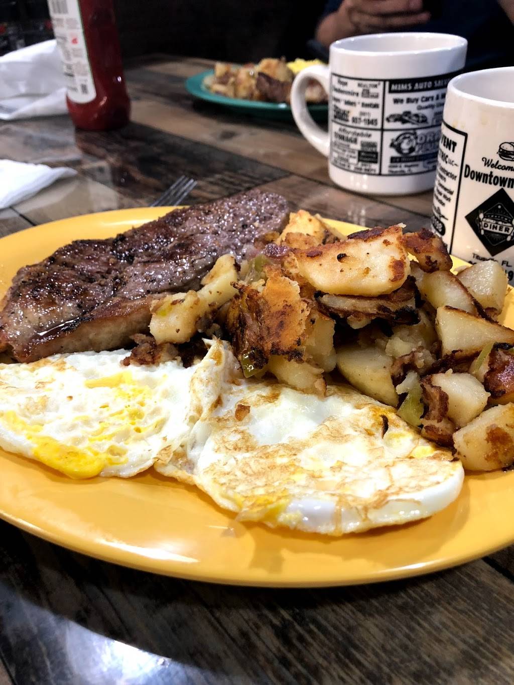 Downtown Diner | restaurant | 605 S Hopkins Ave, Titusville, FL 32796, USA | 3216030211 OR +1 321-603-0211