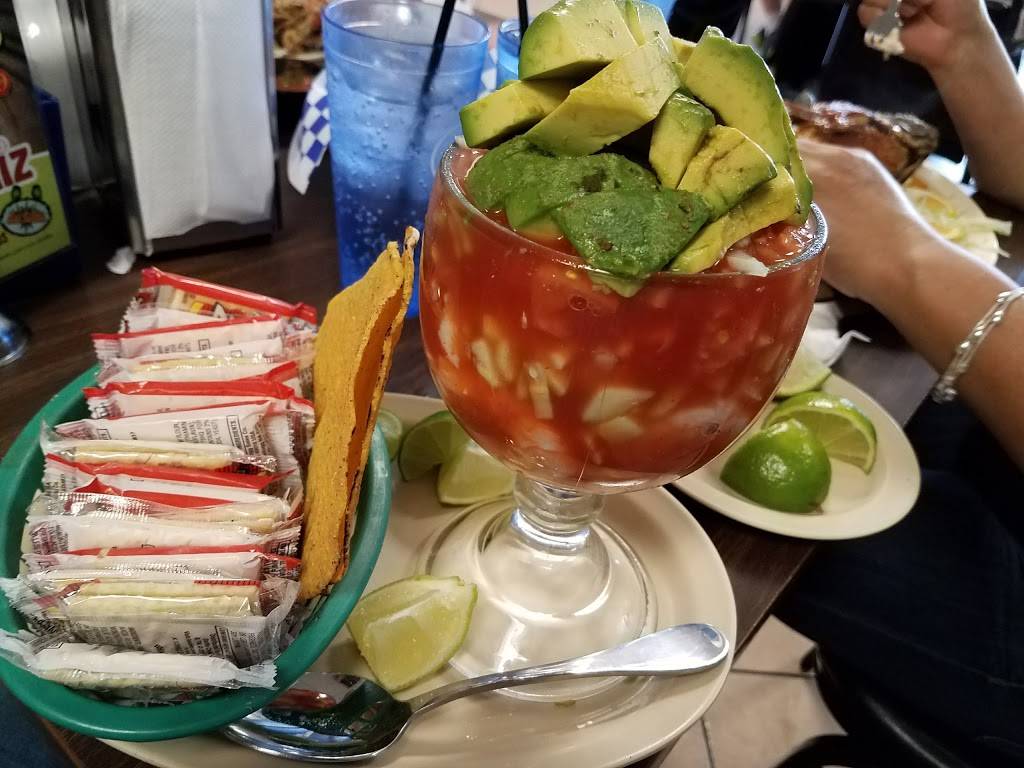 Las Islitas Mexican Restaurant | restaurant | 1550 S Federal Blvd unit a, Denver, CO 80219, USA | 3039368280 OR +1 303-936-8280