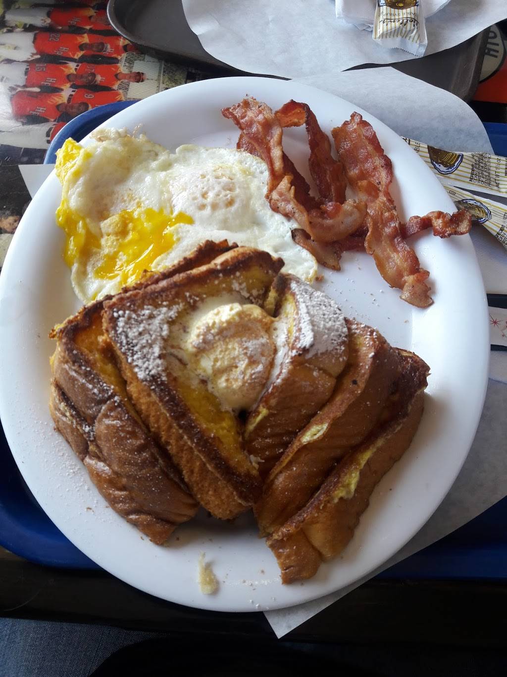 Tams Burgers | restaurant | 2850 Slauson Ave, Huntington Park, CA 90255, USA | 3235886400 OR +1 323-588-6400