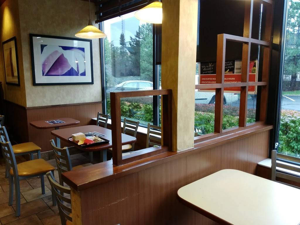McDonalds | cafe | 37555 West 12 Mile Road, Farmington Hills, MI 48331, USA | 2485538508 OR +1 248-553-8508